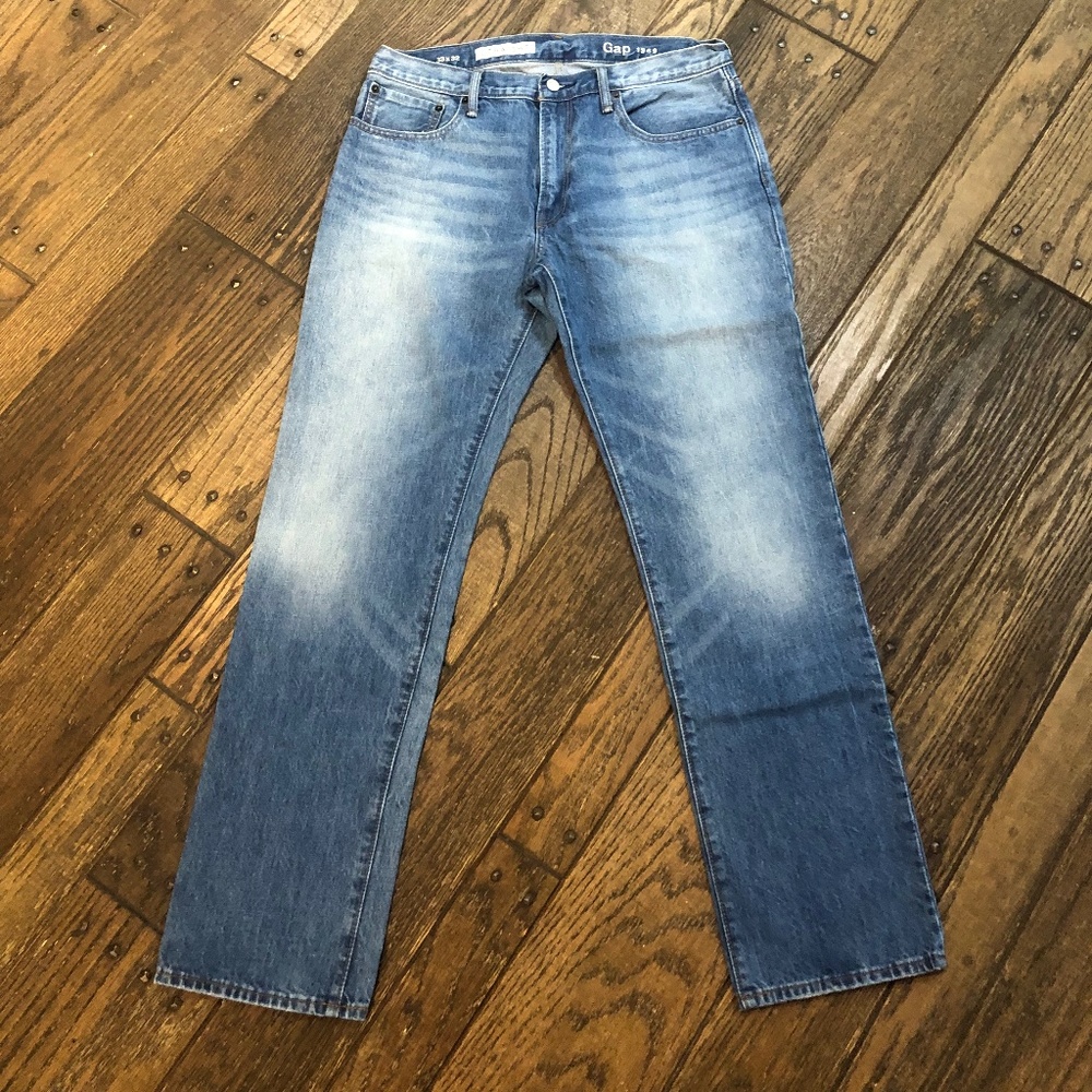 Men's GAP Straight Jeans Size 33x32